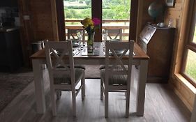 Redwood Lodge